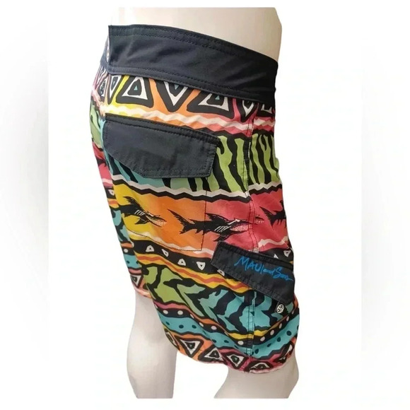 Maui and Sons Shark Multi Coloured Graphic Board Shorts Size  Large - Picture 6 of 11
